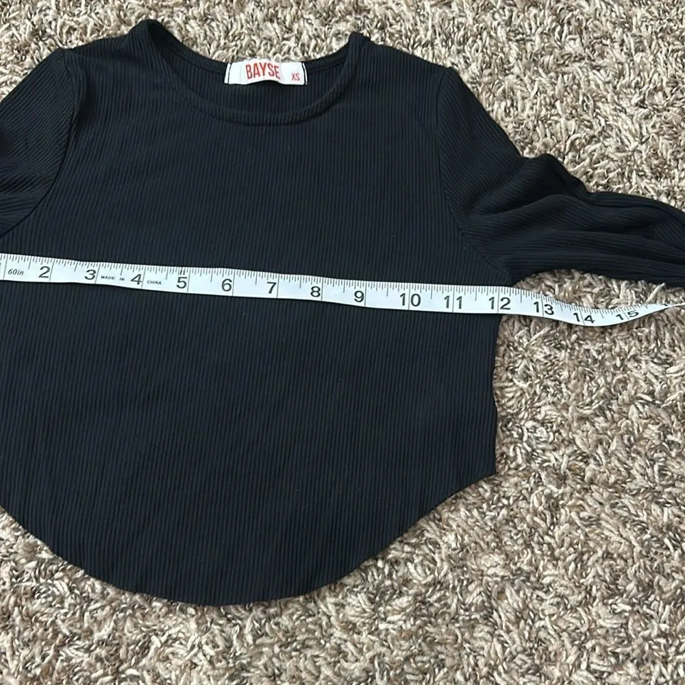 Bayse Black Crew Neck Ribbed Round Raw Hem Cropped Long Sleeve Top Sz XS - Image 6