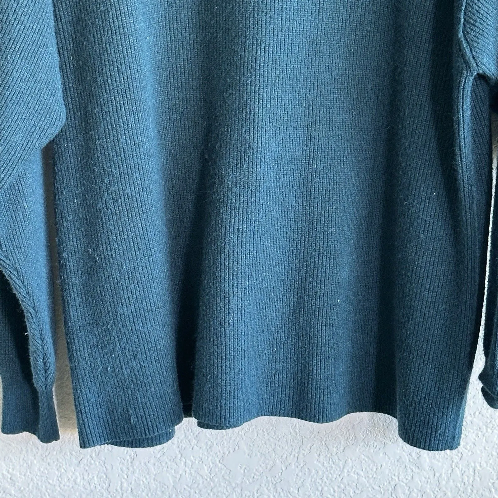 Free People Softly Structured Turtleneck Tunic sweater Oversized S Blue - Image 8