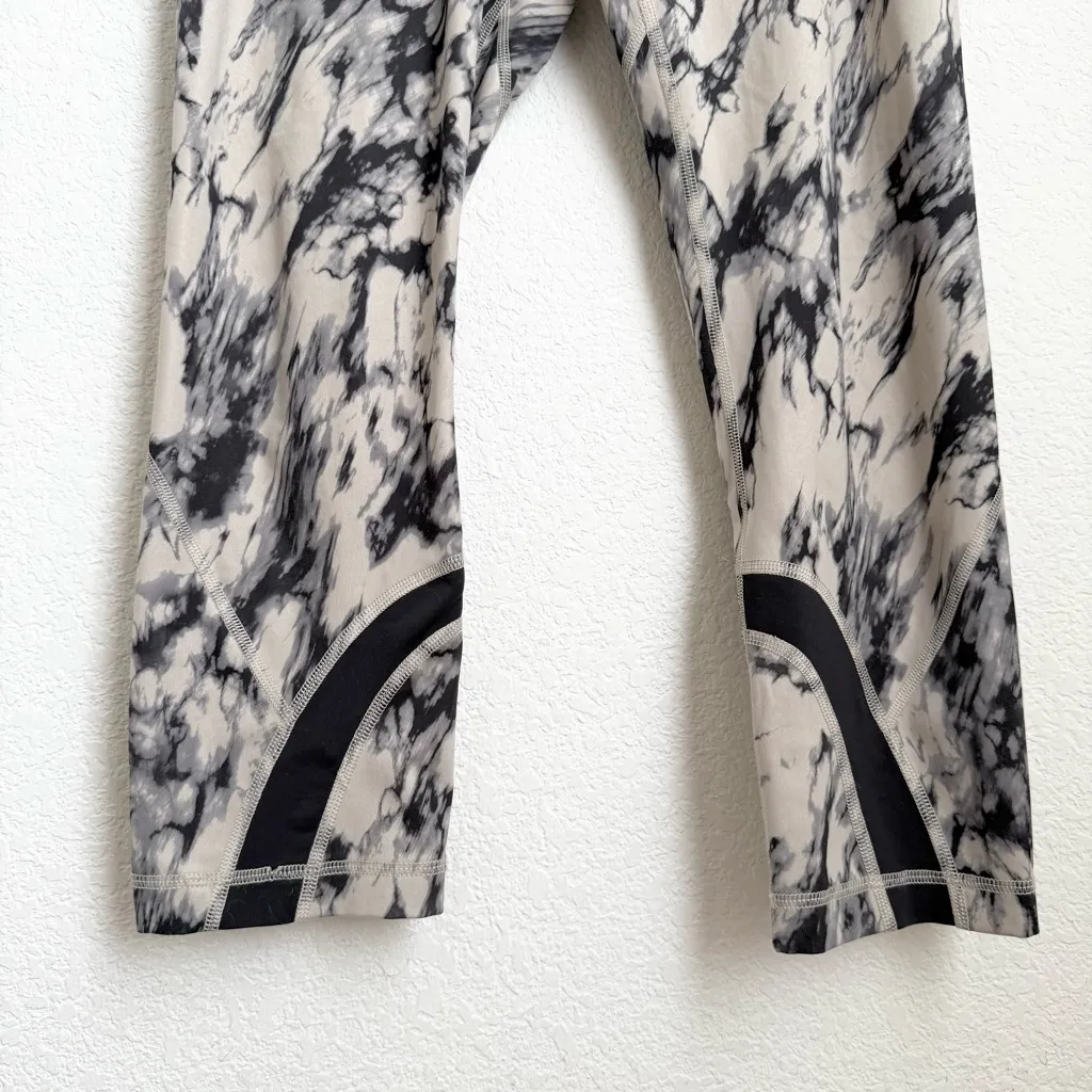 LULULEMON Run: Inspire Crop II All Luxtreme Great Granite Black Mojave Tan Sz 8 - Image 7