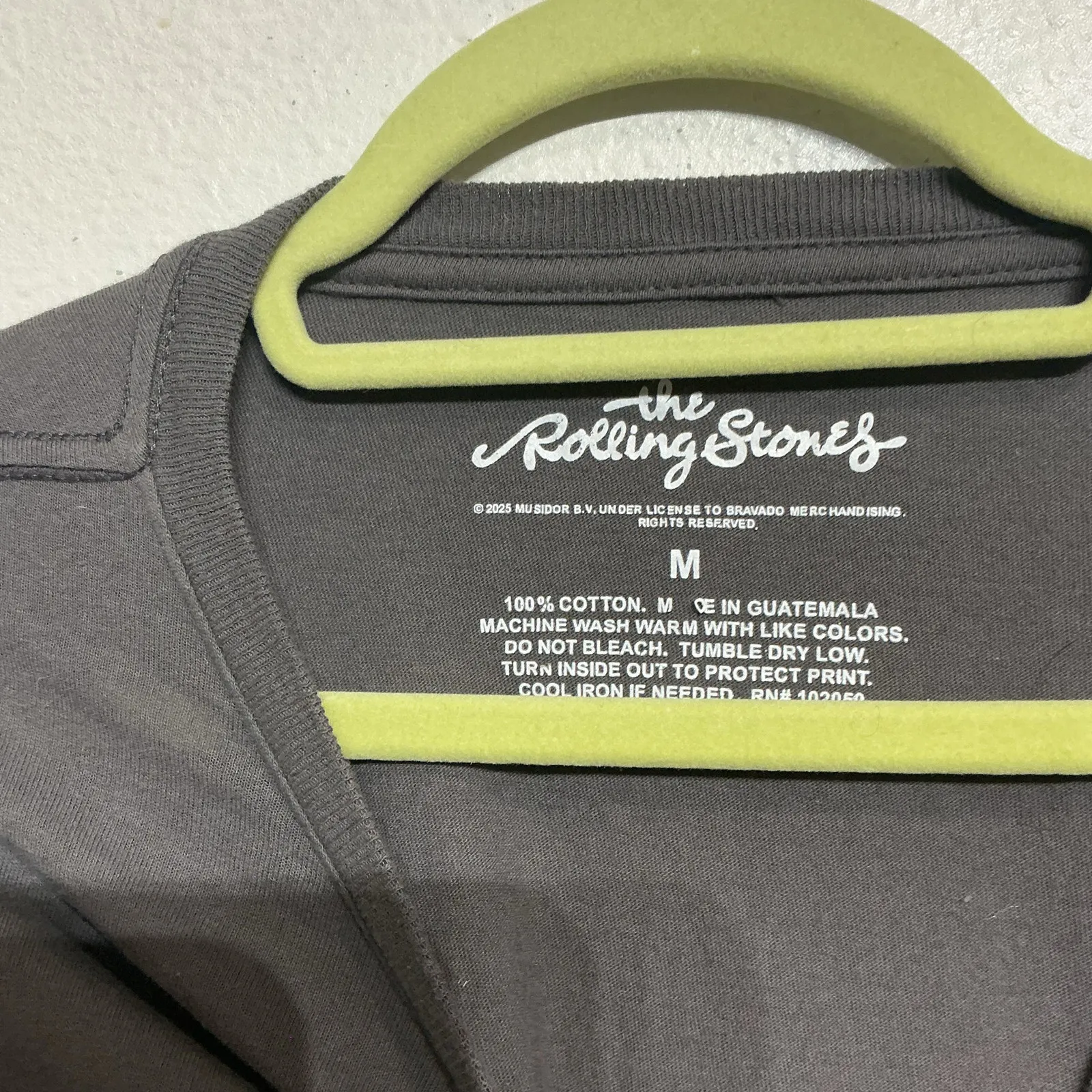 The Rolling Stones Gray Shirt Sz M - Image 5