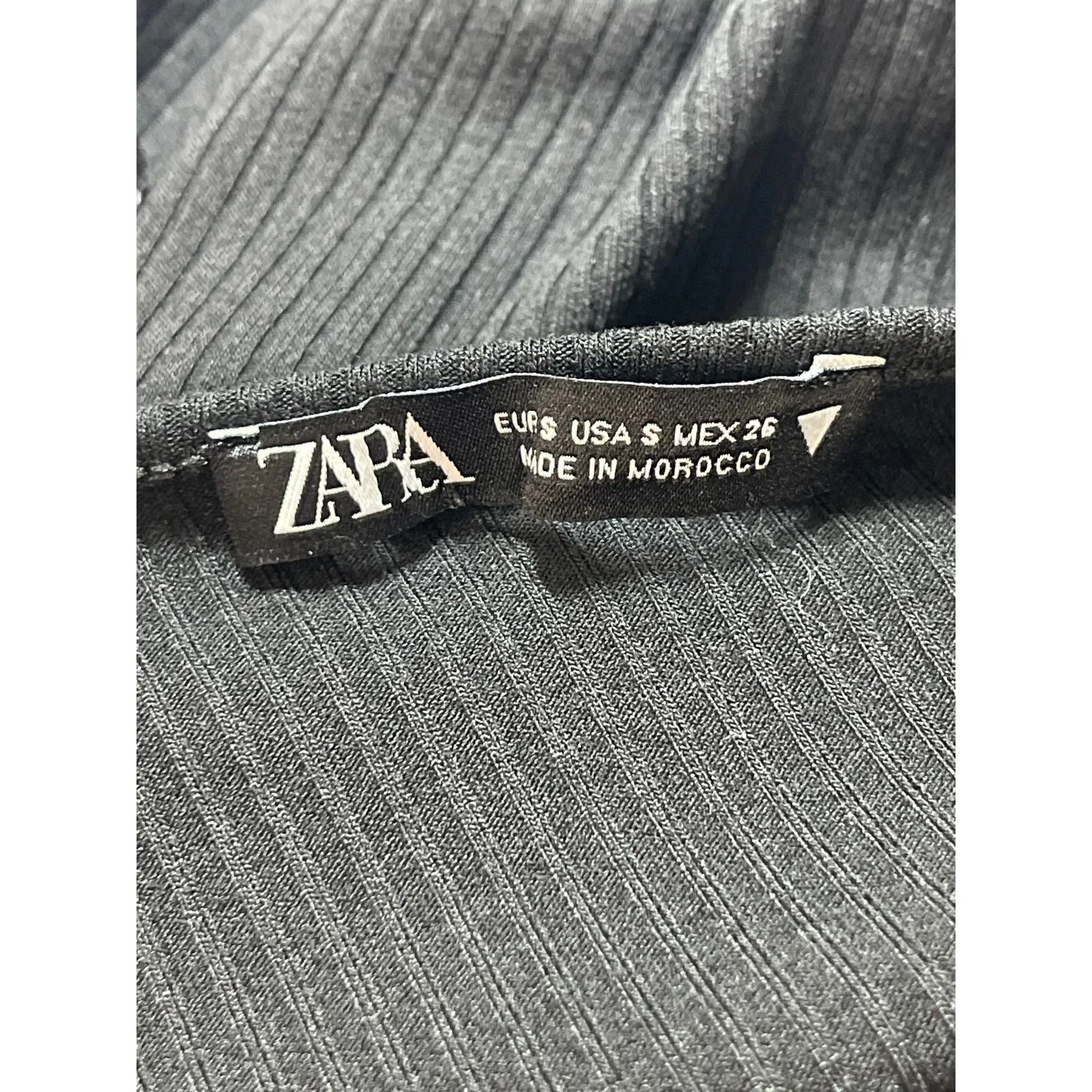 Zara Women's Black Ribbed Knit V-neck Short Puff Sleeve Crop Blouse Top Size S - Image 3