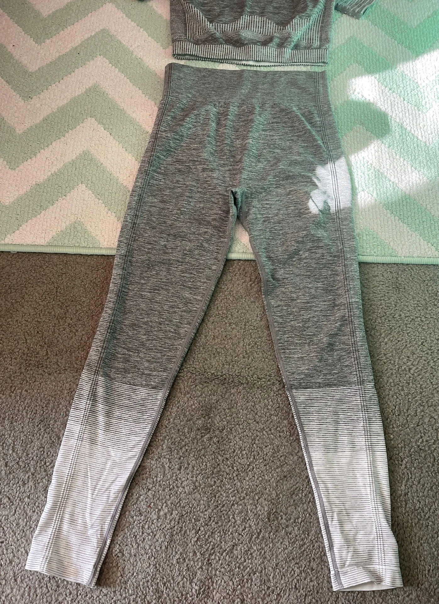 Gray/White Workout Set Size L - Image 3