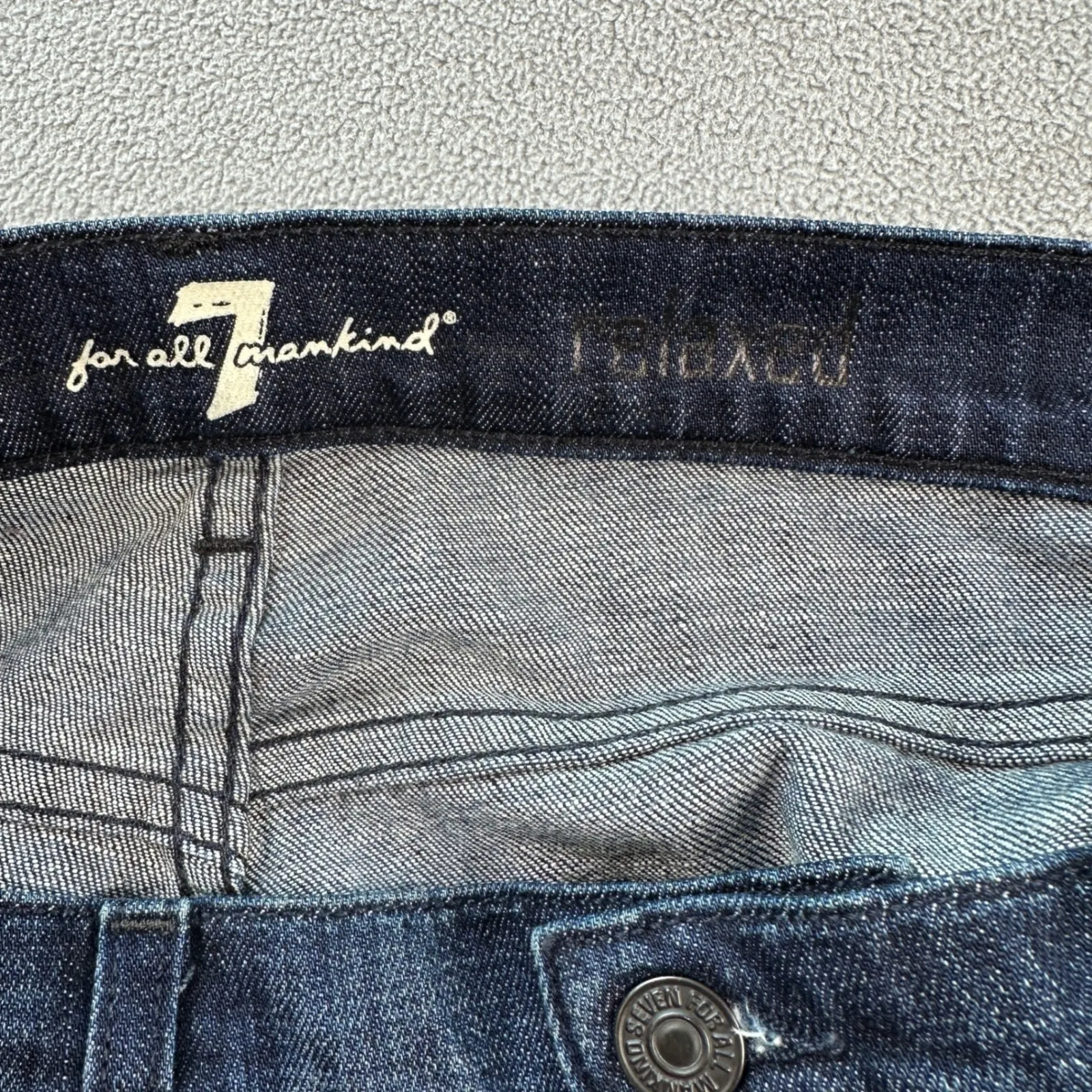 7 For All Mankind Jeans Womens 31x33 Made in USA Relaxed Bootcut Dark Wash Mid R - Image 9