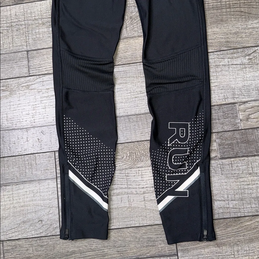 Under Armour Run Compression Jet Black Performance Leggings - Image 6