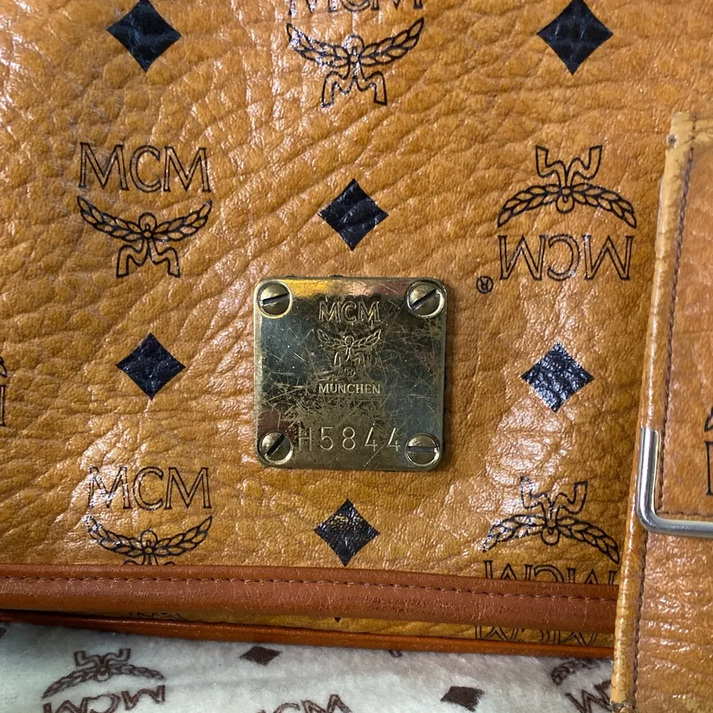 Authentic Vintage MCM Bag/Crossbody w/Clutch Wallet & Dust Bag - Image 2