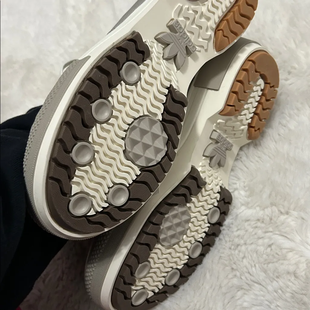 Adidas Nizza Trek Feather Gray/ Gray One Sneakers - Image 8