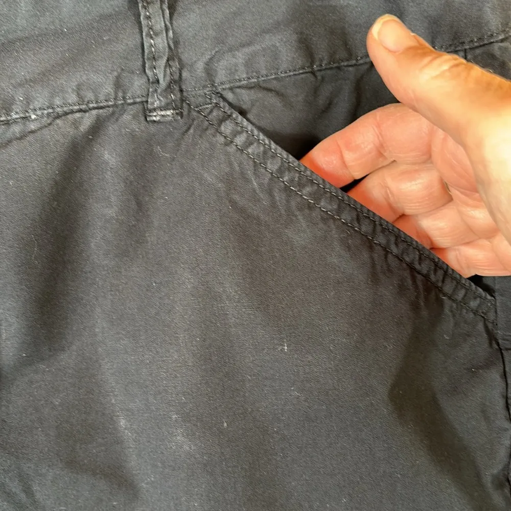 Columbia Women's Flat Front 100% Cotton Shorts, Size 10 - Image 2