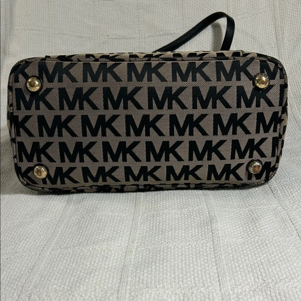 Michael by Michael Kors Jet Set Monogrammed Tote With Adjustable Leather Straps - Image 3