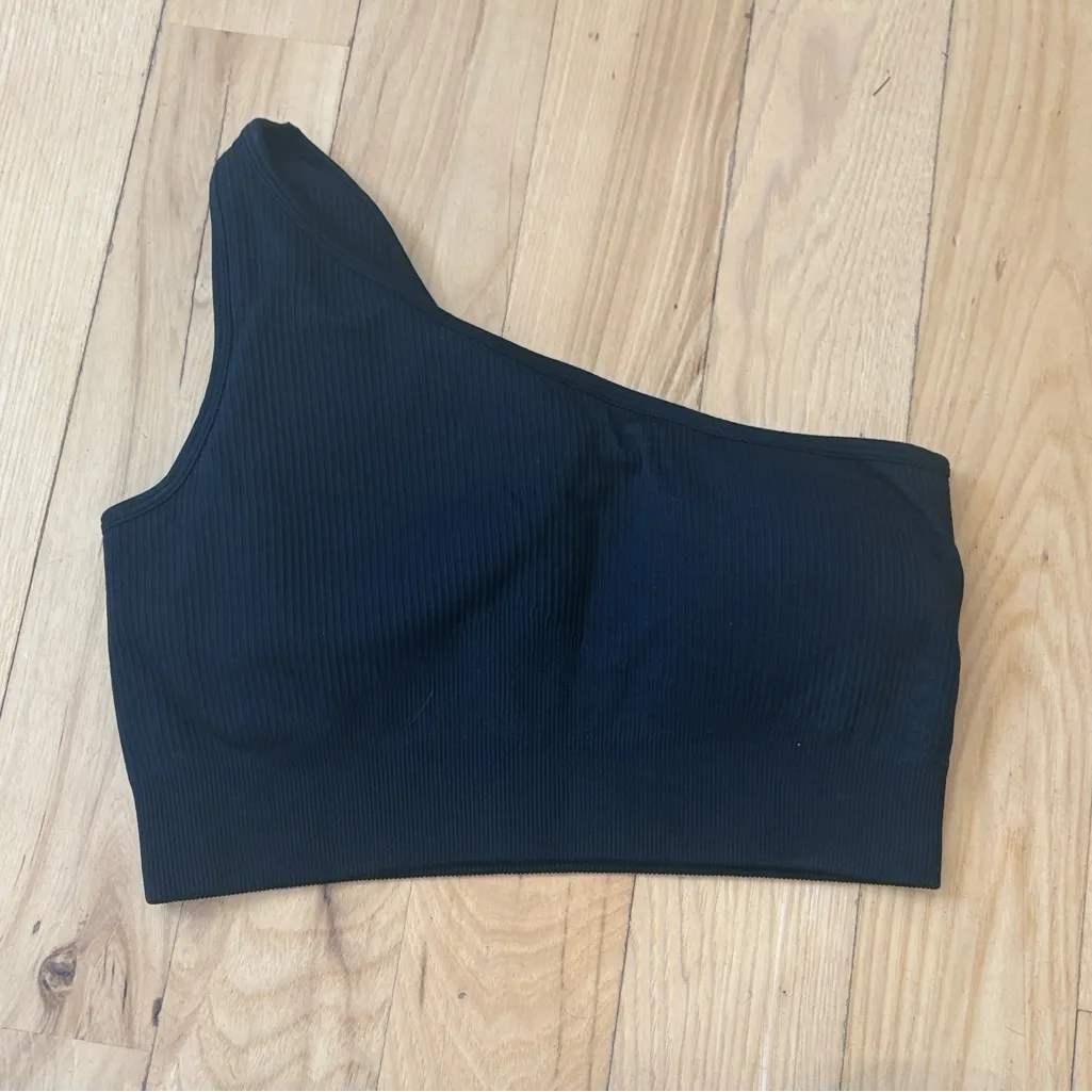 Boutique Brand Padded One - Image 2