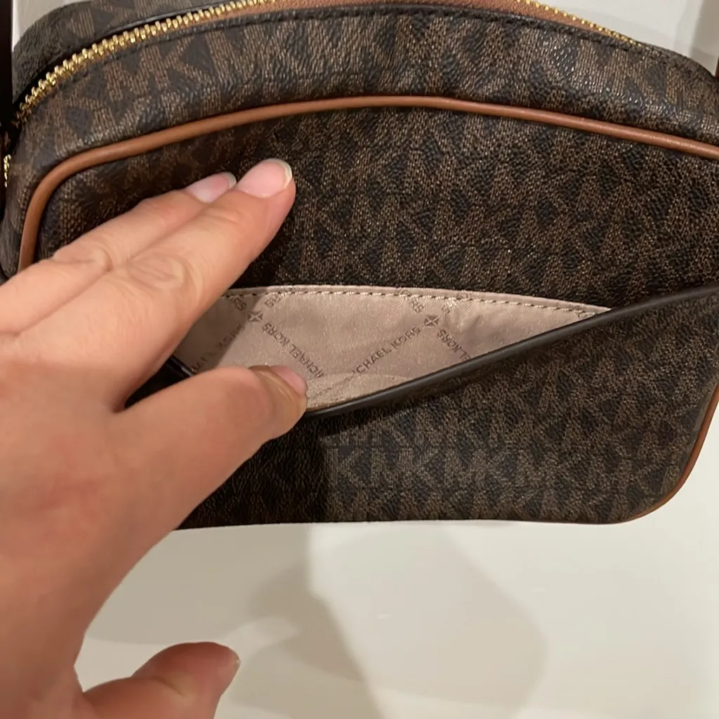 Michael Kors Jet Set Medium Signature Logo Crossbody Bag Brown NWOT - Image 8