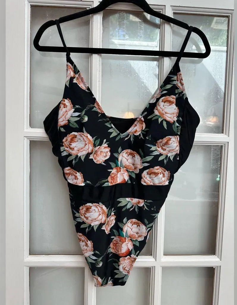 CUPSHE Happy Time Watercolor Floral Print One-Piece Swimsuit Plus Size 0X - Image 2