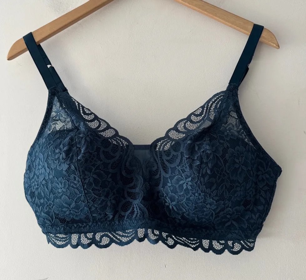 Bali Lace Desire All Over Lace Convertible Wirefree Bra Juniper Blue DF6591 - Image 1