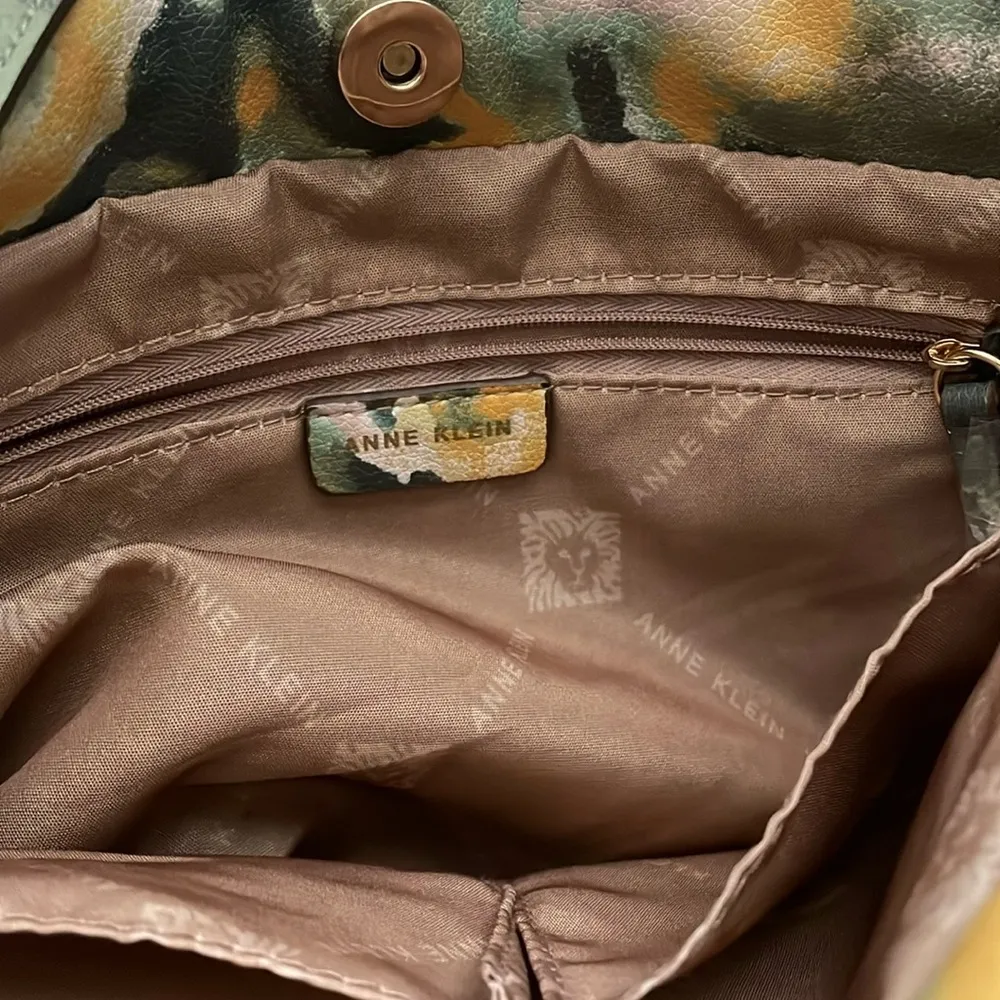Anne Klein bag crossbody shoulder bag Green Butter Yellow and pink purse - Image 4