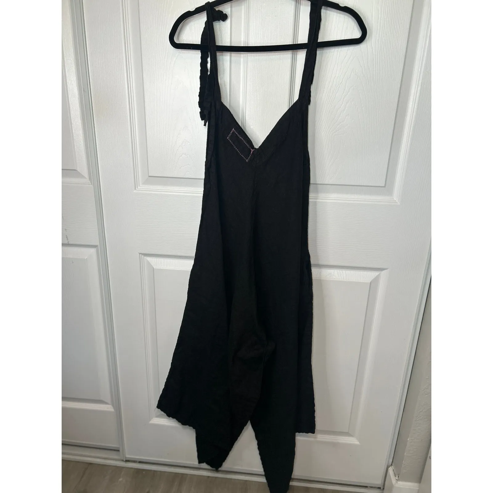 Love & Light Gypsy Black Linen NWOT Jumpsuit Tie Strap Pockets Bohemian One Size - Image 5