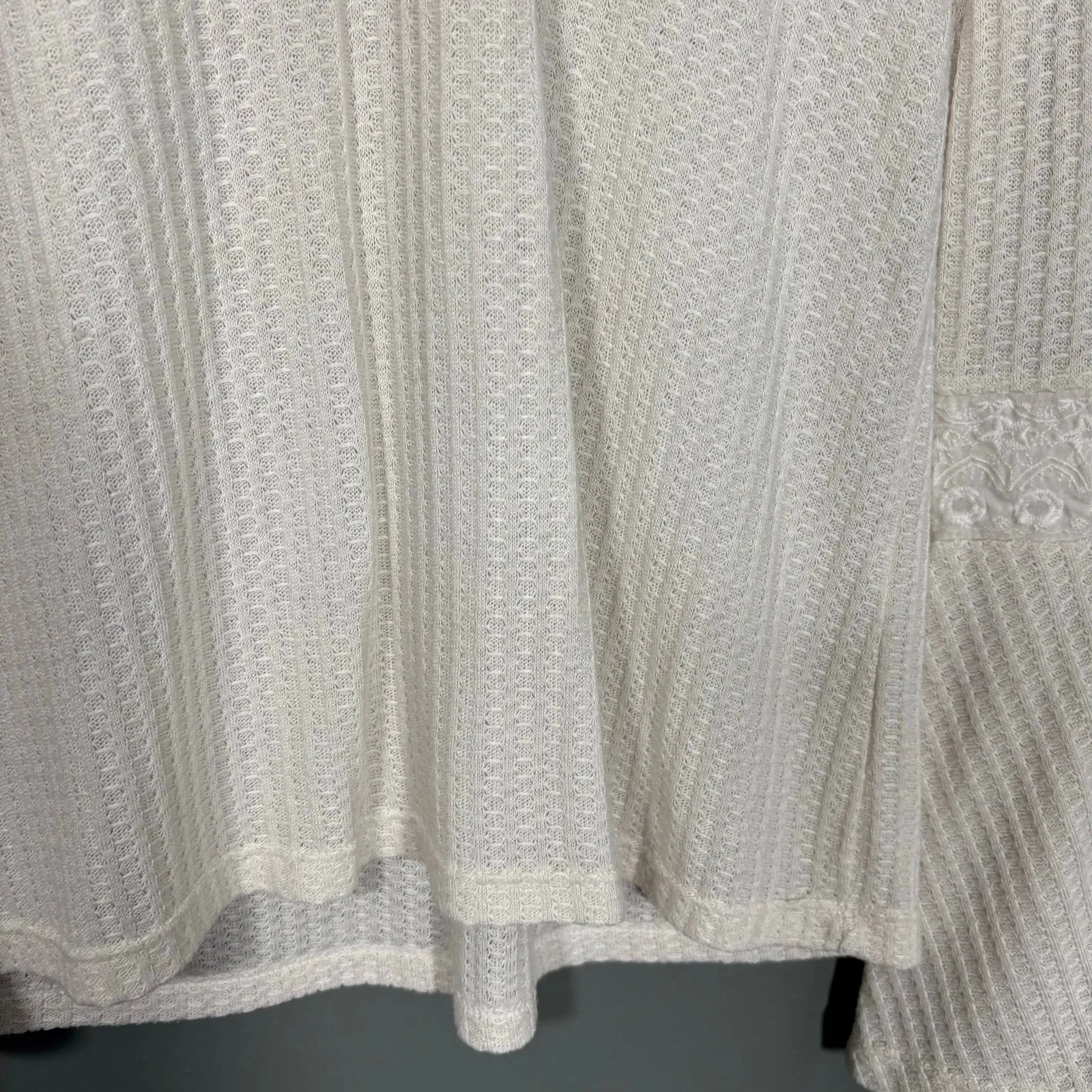 Lucky Brand Women's Ivory Lace Trim Boho Romantic Knit Top - Size XS - Coquette - Image 4