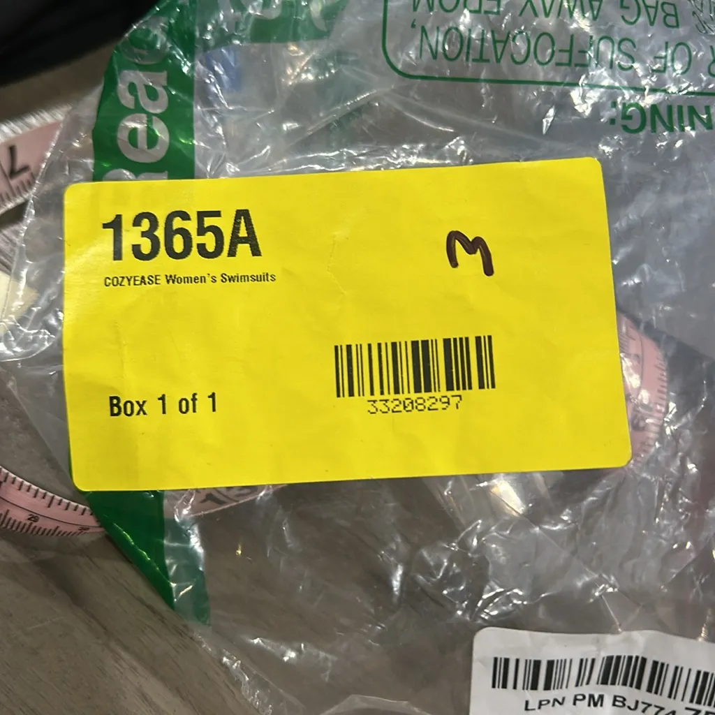 NWT Cozyease small cheeky bikini set - Image 5