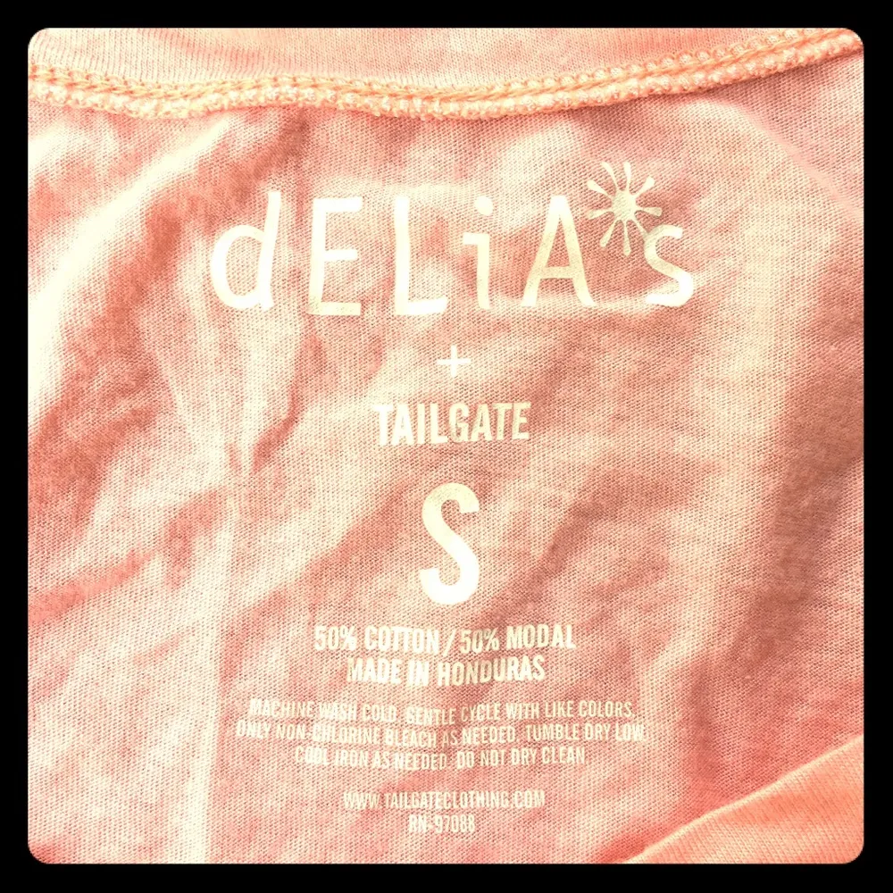 Delia's Musical Staff 3/4 Tee - Image 3