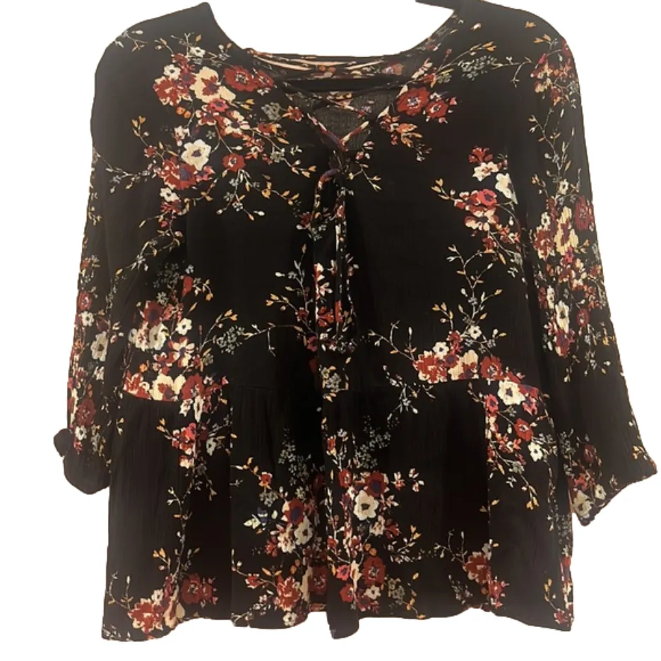 Miami size large shirt - Image 5