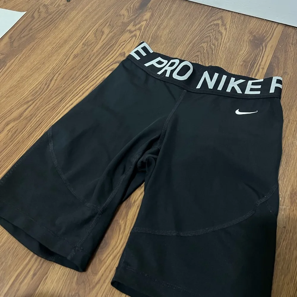 Nike  Black Pro Compression 8” Training Shorts Size Small - Image 3