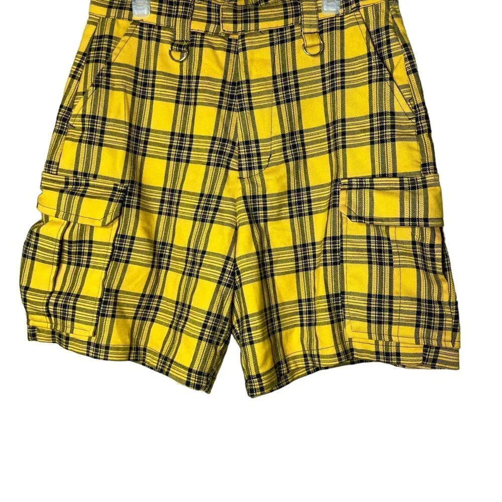  ‎Hot Topic Yellow Plaid Cargo Bermuda Shorts - Image 3