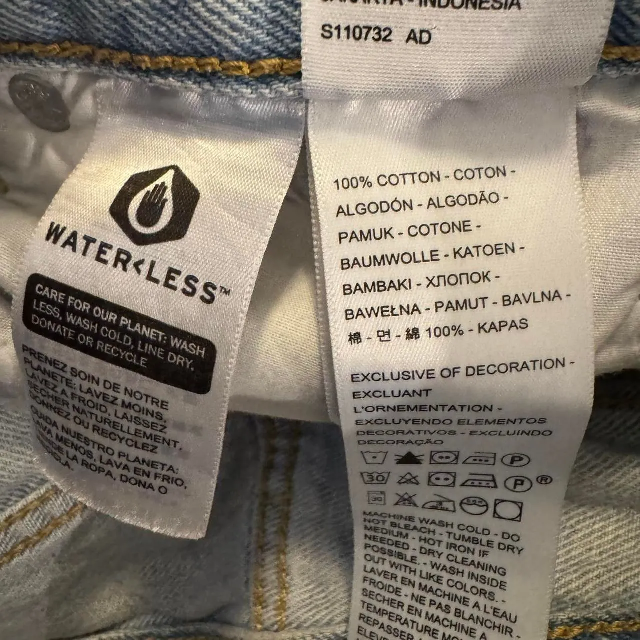 Levi’s Premium Ribcage Straight Ankle Jeans Women’s 27 Light Wash High Rise - Image 6