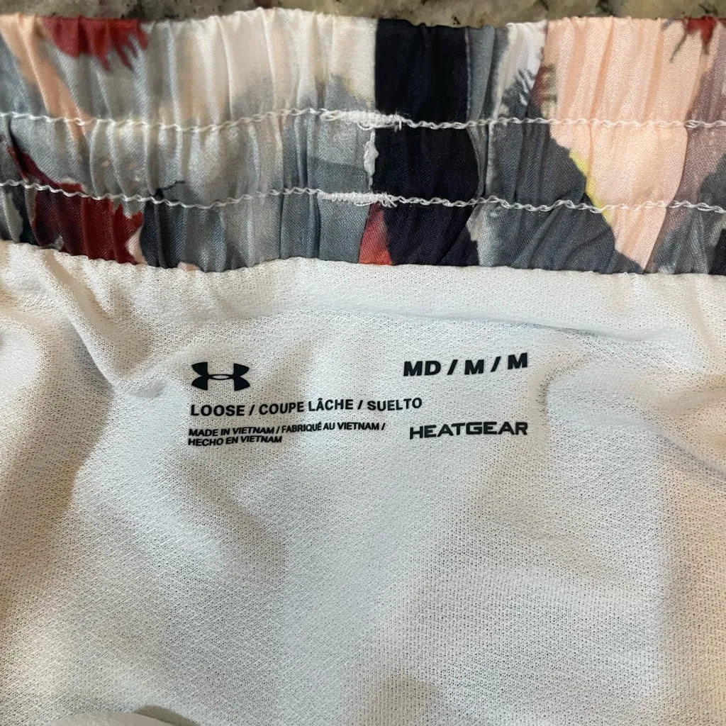 Under Armour Abstract Pattern Shorts - Black, Gray, Pink - Image 2