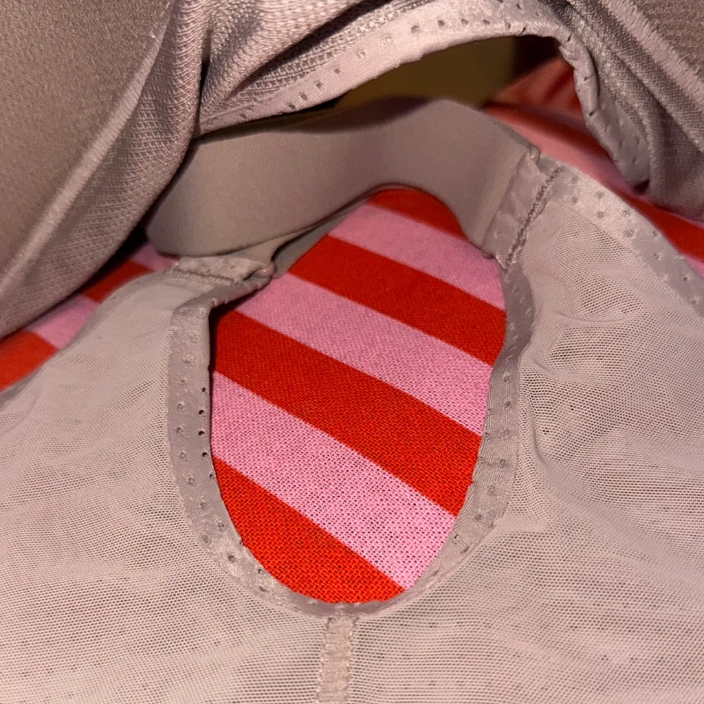 VSX
Lightweight Mesh Sports‎ Bra Tan Size undefined - Image 7