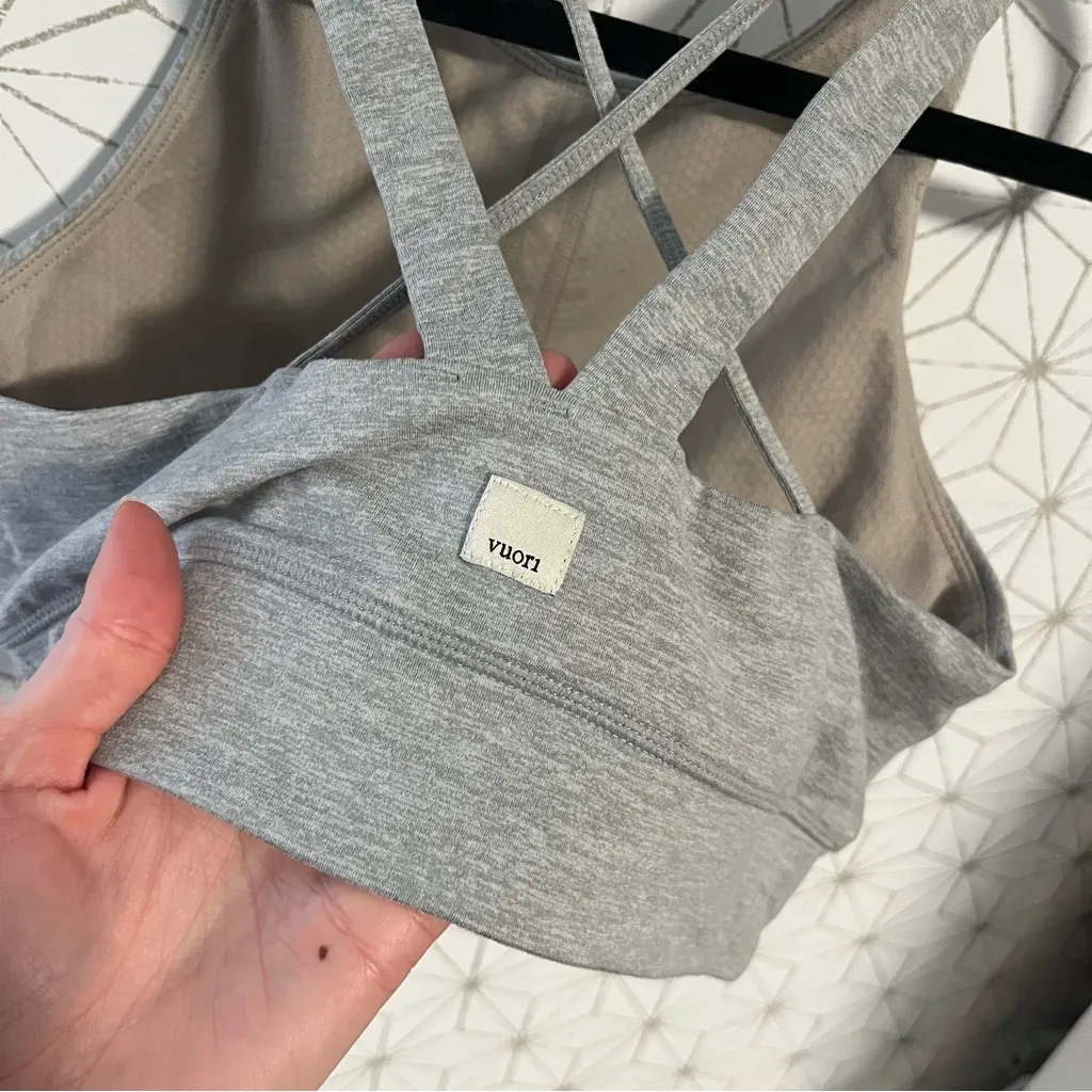 Vuori (2) Bundle  Strappy Back Sports Bras - Image 7
