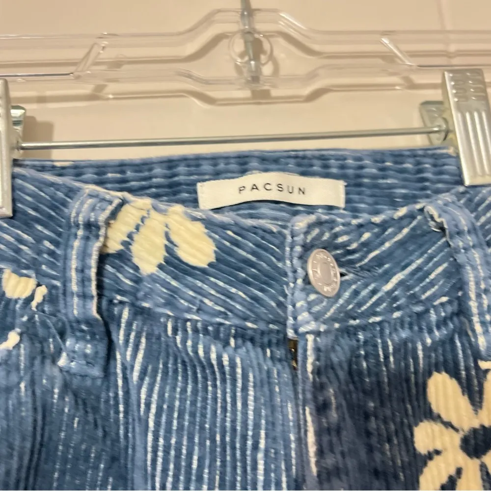 PacSun BF 90’s Carpenter Corduroy High Rise Blue Floral Print Jeans Size 23 - Image 5