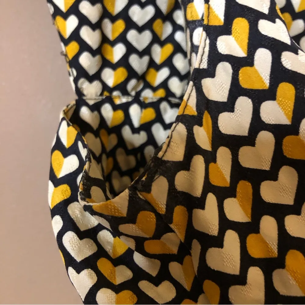 Anthropologie‎ Odille Heart Print Tie Neck Silk Top Yellow White 6 - Image 5