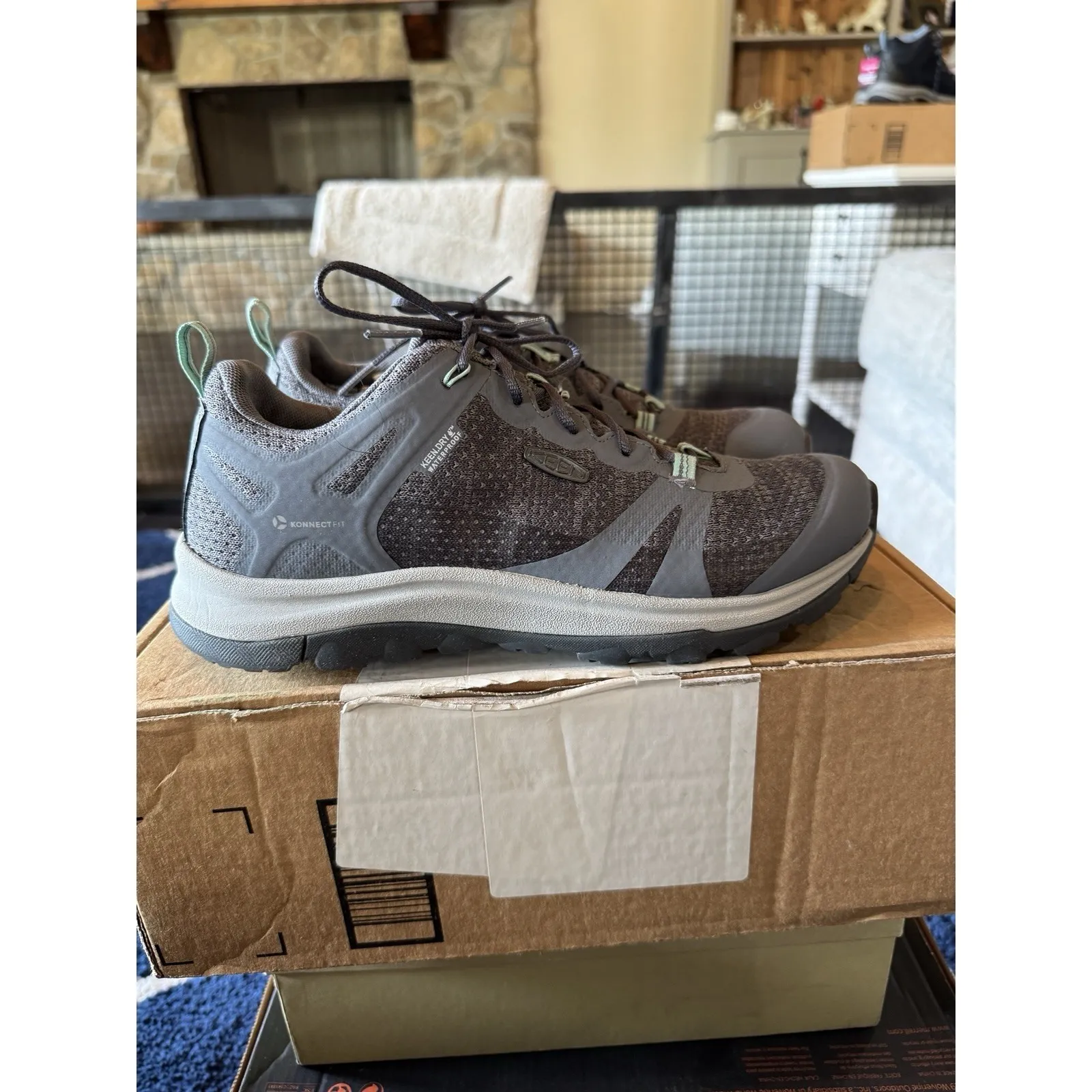 Keen Women's Terradora II Waterproof Hiking Shoe Size 8.5 Gorpcore Outdoor - Image 2