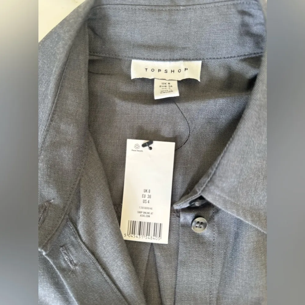 NWT Oversized Grey Topshop button down shirt Size 4 - Image 10