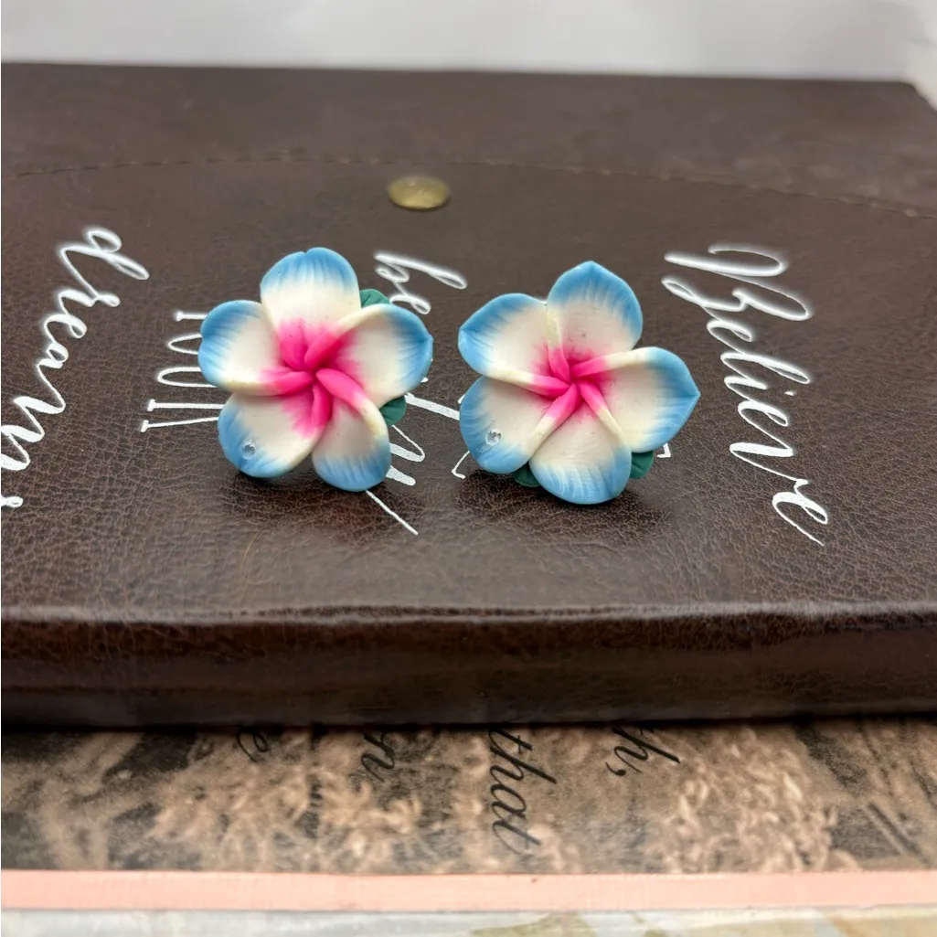 Handmade Vintage Y2K Polymer Clay Plumeria Flower Earrings - Image 4