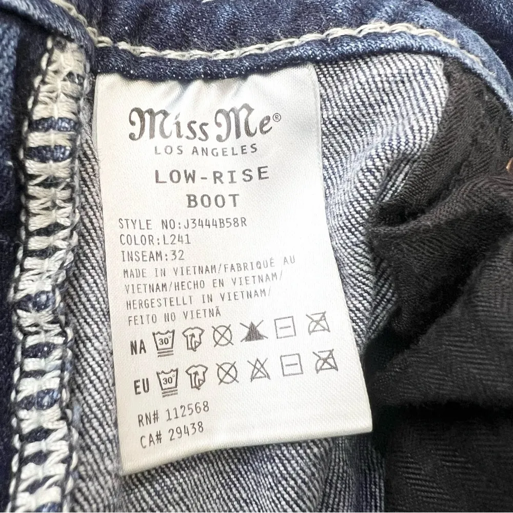 Miss Me Embellished Embroidered Low Rise Bootcut Jeans Size 28 - Image 14