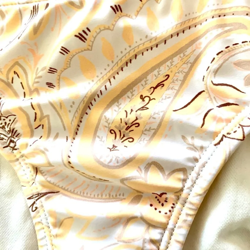 Xhilaration Juniors Cheeky Bottom Cream Yellow Paisley Print Bikini Swim Size S - Image 4
