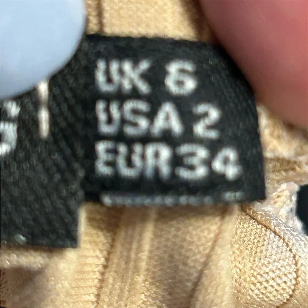 Pretty Little Thing Camel Rib Biker Shorts Size 2 - Image 9