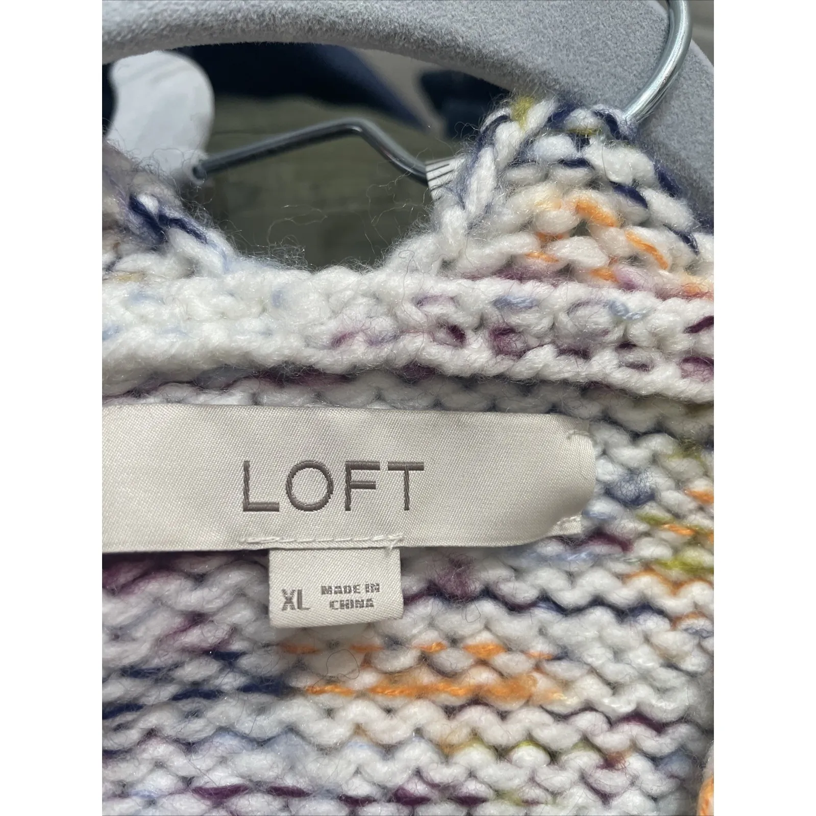 Loft Women's Xl Colorful Sweater Long Sleeve With Side Slits Very Beachy‎ soft - Image 4