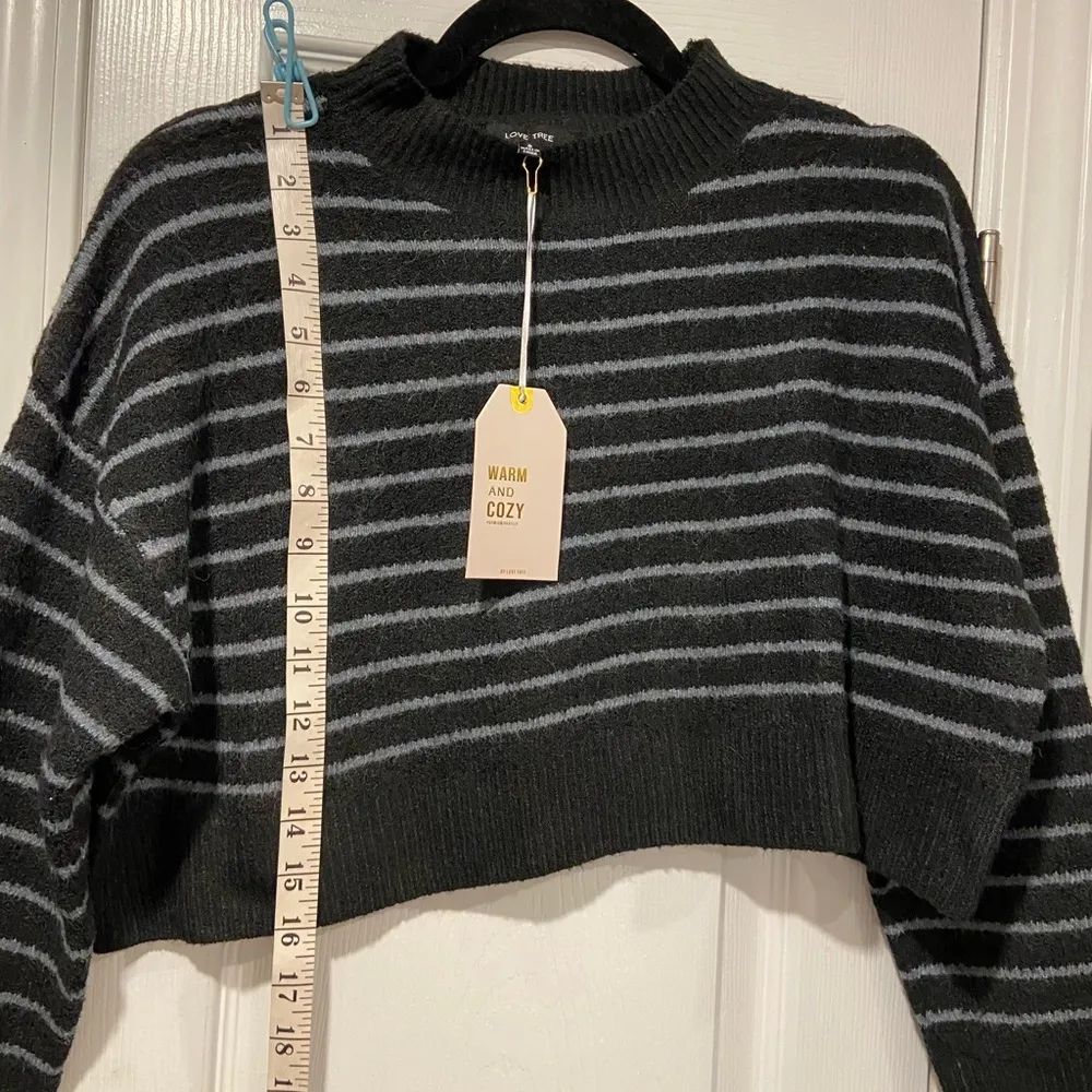 NWT Tilly’s Love Tree Size S Oversized Cropped Black Striped Pullover Sweater - Image 10