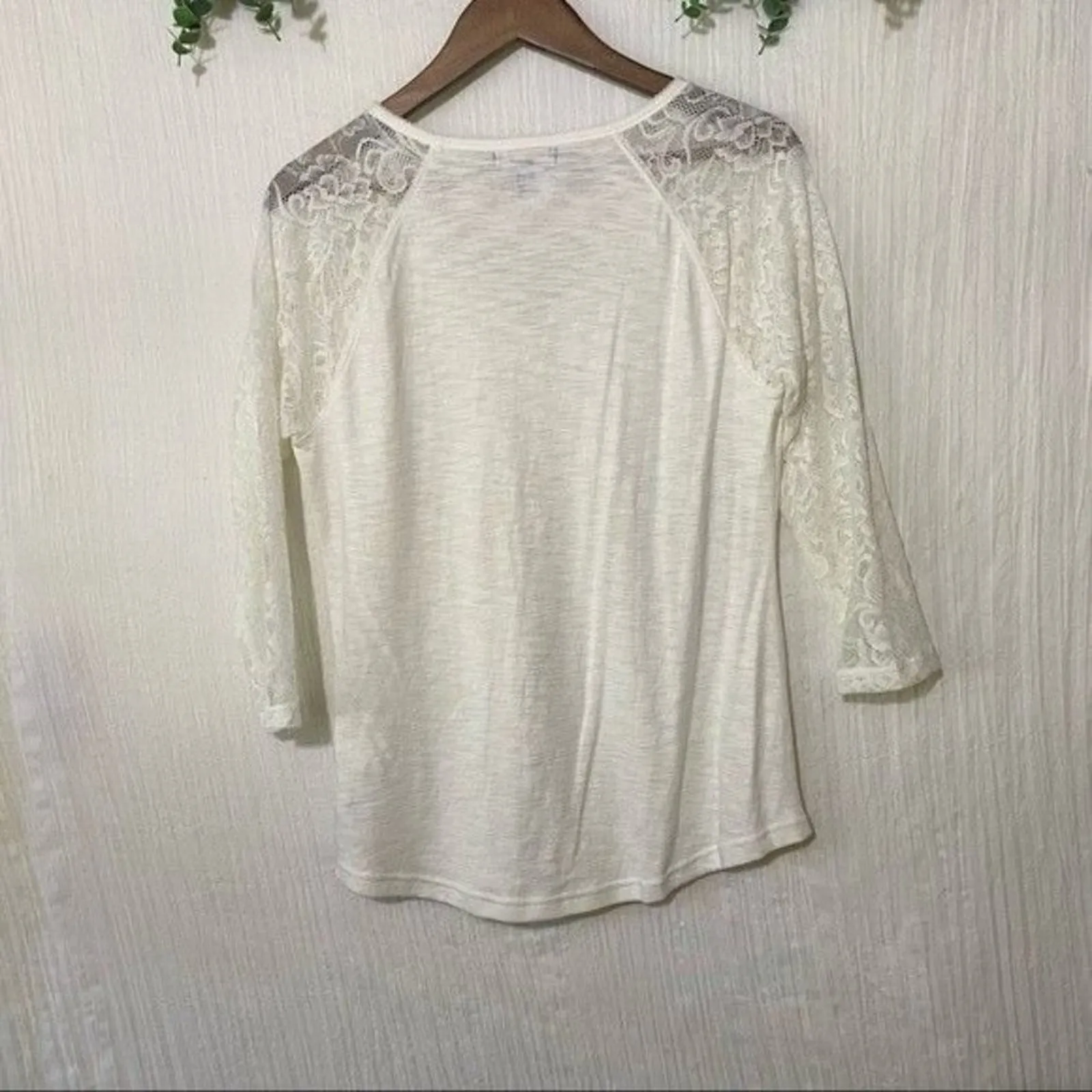 Chaps Denim Shirt 3/4 Sheer Lace Sleeve Button V-Neckline Off White Large - Image 10