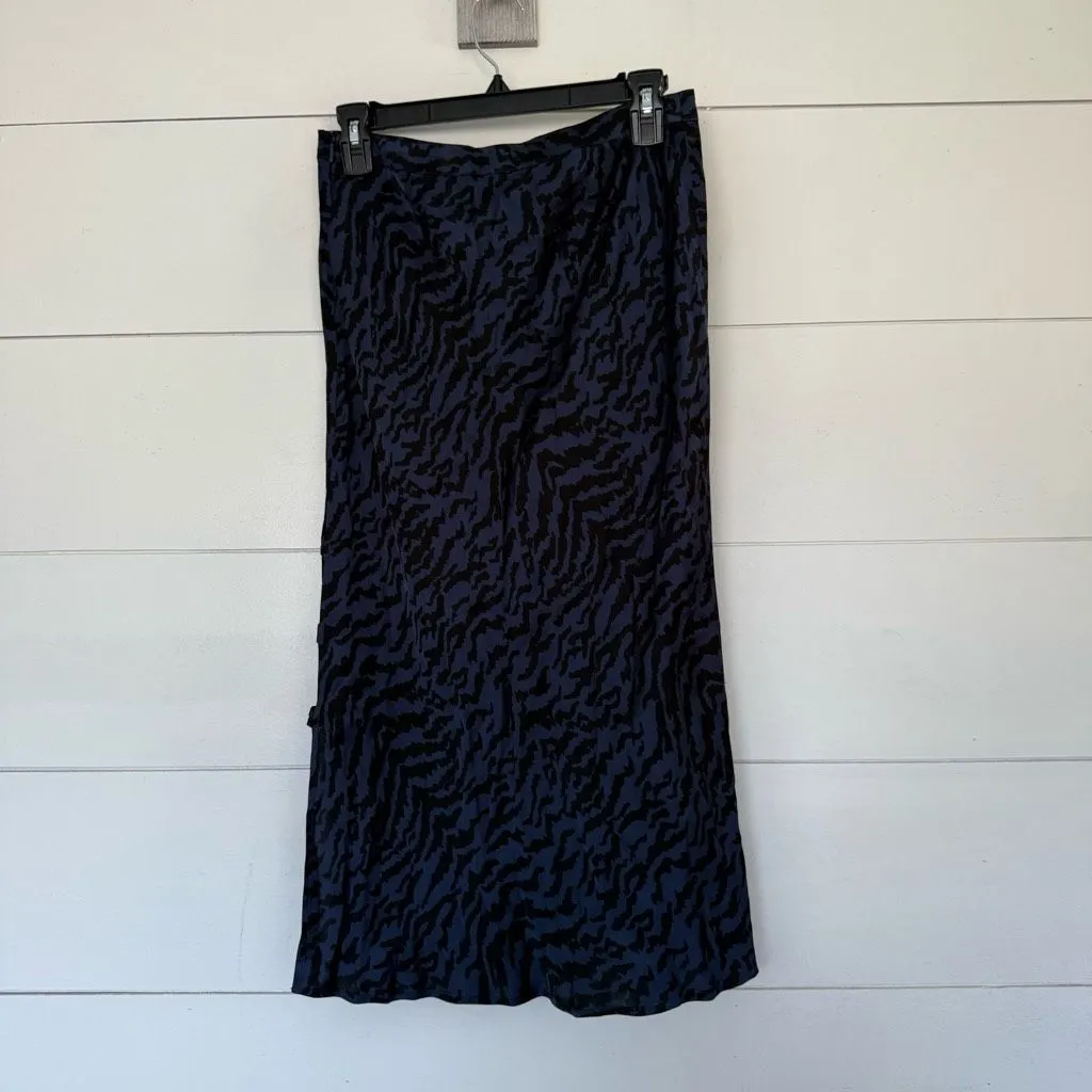 Good American Women’s 2 Blue Tiger Animal Print MIDI Cutout Skirt - Image 3