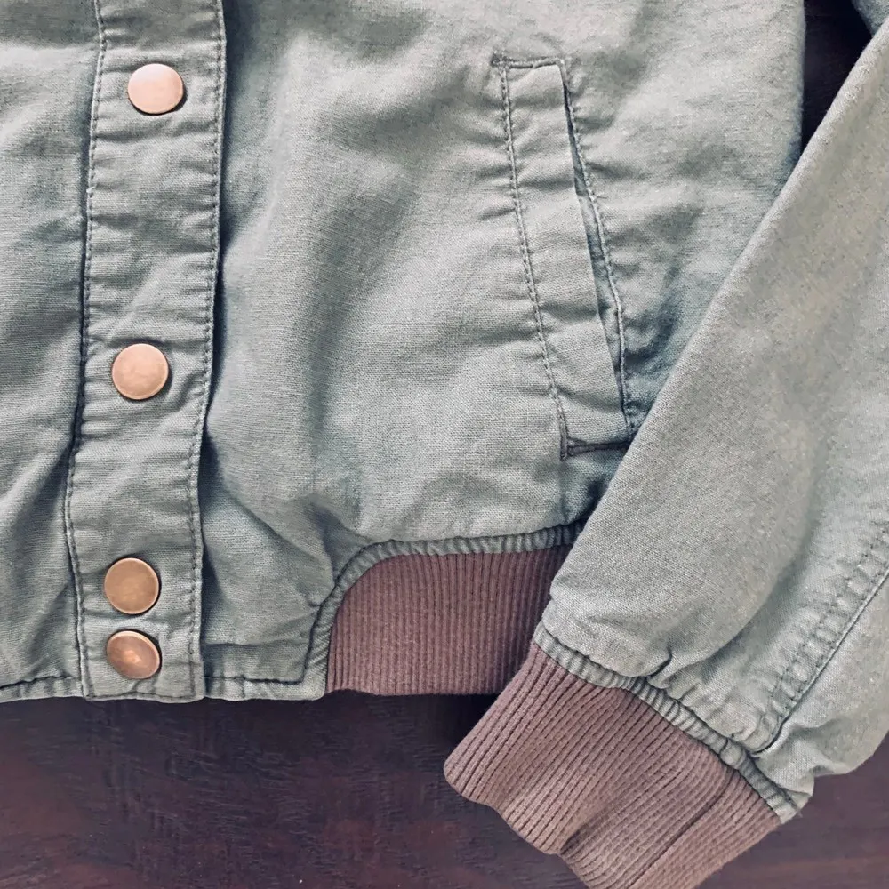 Bethany Mota by Aeropostale Cute Green Army Military Bomber Jacket | Size: M - Image 6