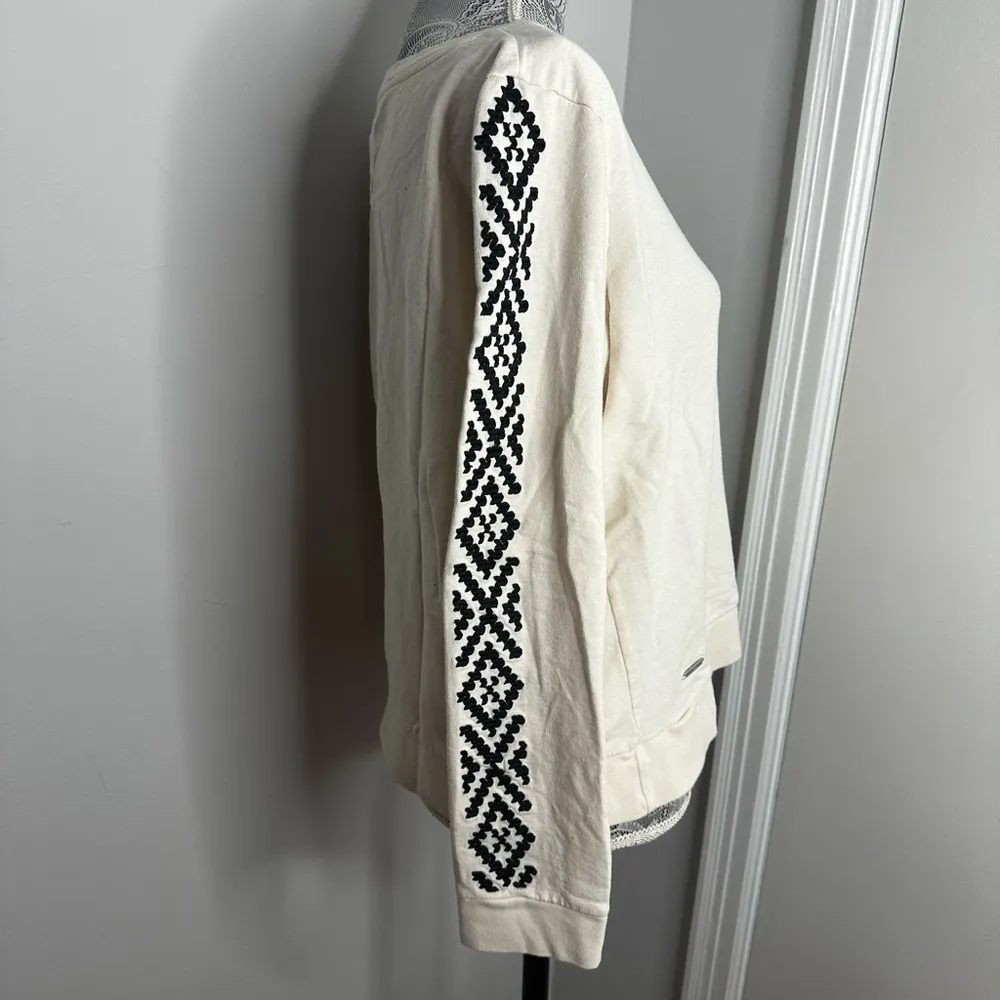 Cream Pullover with Aztec Embroidered Sleeves. LRL Women’s Pullover. Crew Neck. - Image 2
