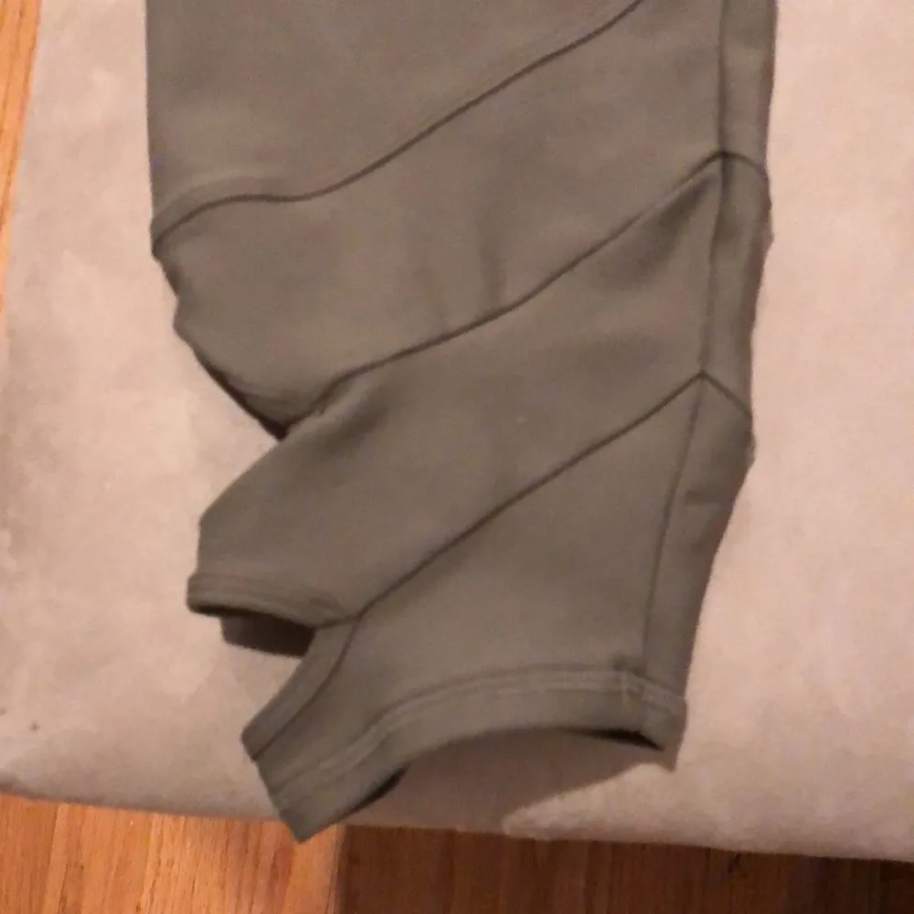 Old Navy High-Waisted PowerSoft 7/8-Length Side-Cutout Leggings, XL TALL - Image 9