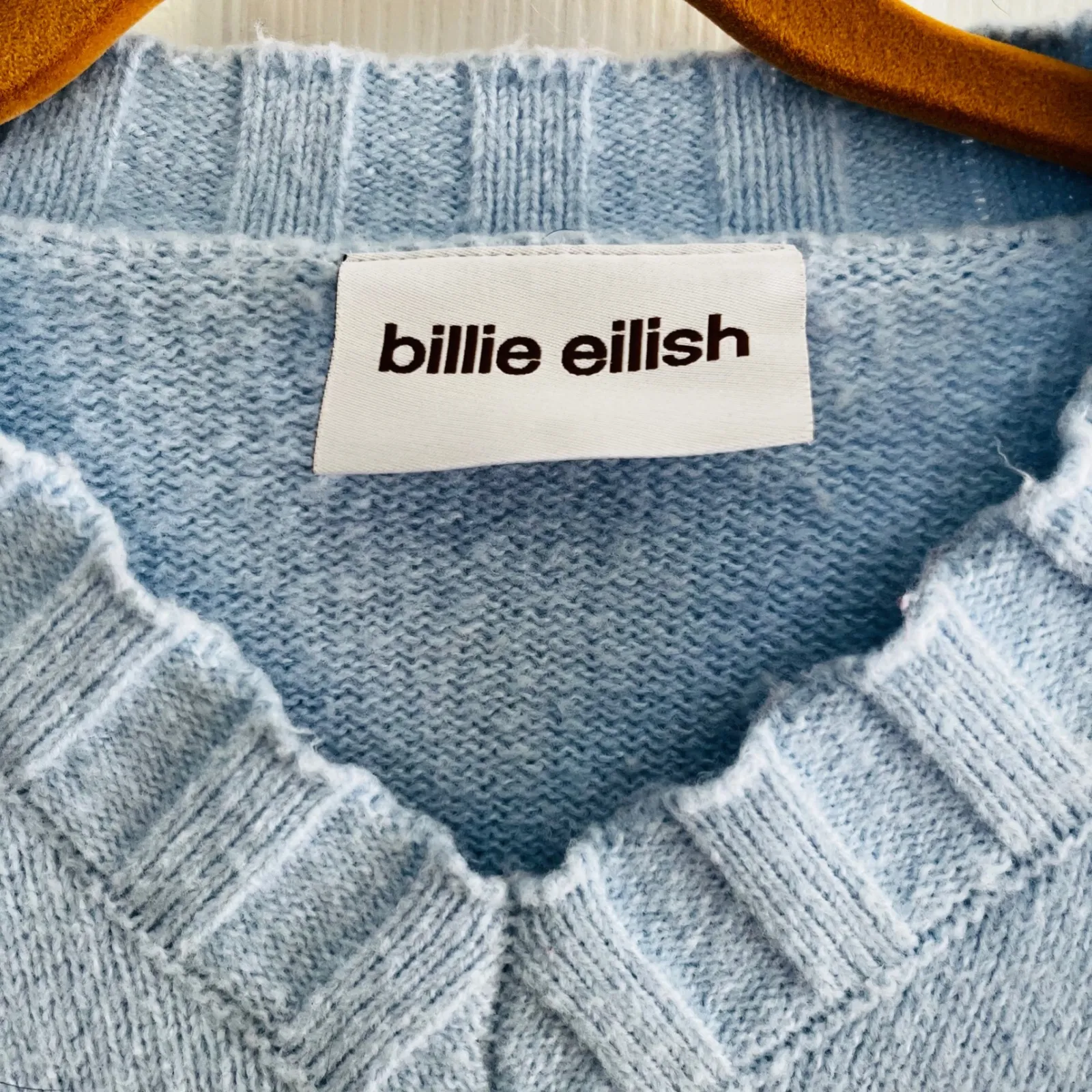 Billie Eilish SOLD - Image 6