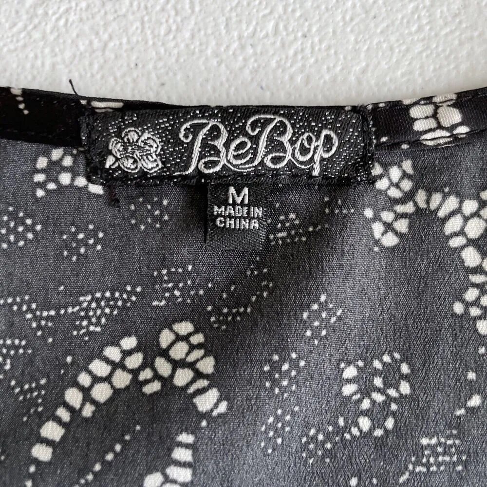 BeBop Womens Sleeveless Black White Floral Print Casual Mini Dress Junior Size M - Image 5