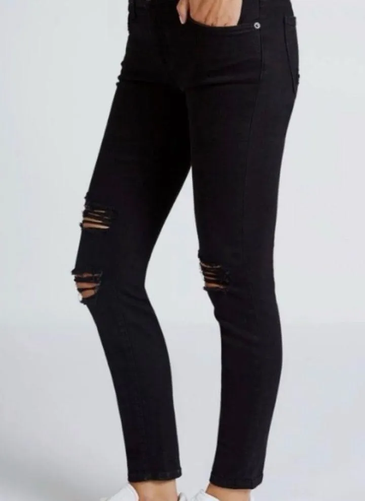 Current/Elliott The Stiletto Jeans in Jet Black Destroy Skinny Distressed crop - Image 14