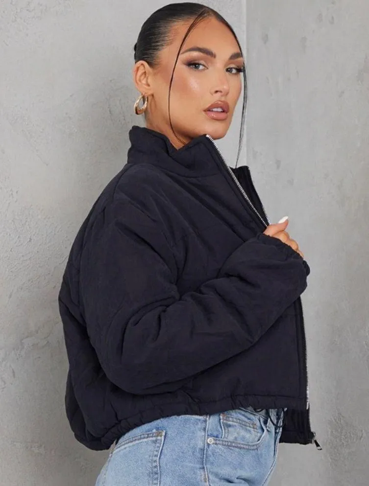 NWT PRETTYLITTLETHINGS- Black Super Cropped peach Skin Puffer size medium - Image 3