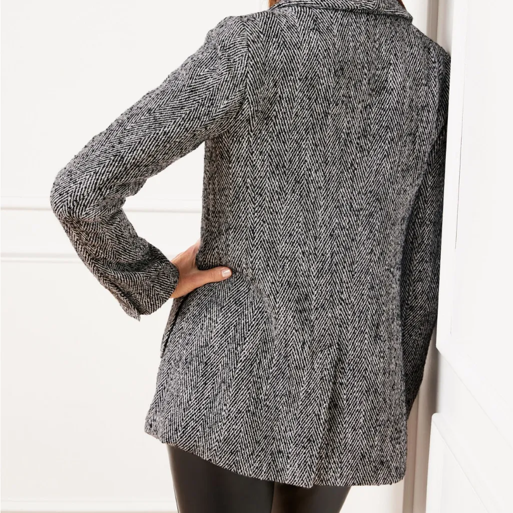 Talbots Wool Blend Herringbone Relaxed Blazer in Black White Size 12 - Image 2