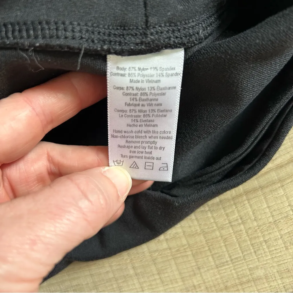 ALO Yoga Black 27in Mid Rise Moto Legging M - Image 7