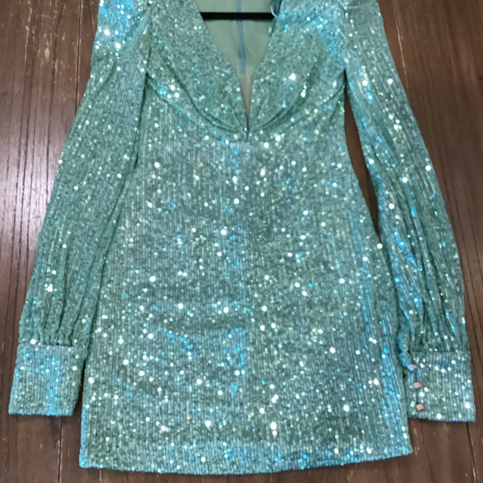 Ieena for Mac Duggal 26865 Sequin bishop long Sleeve sequin mini Dress green 0 - Image 6